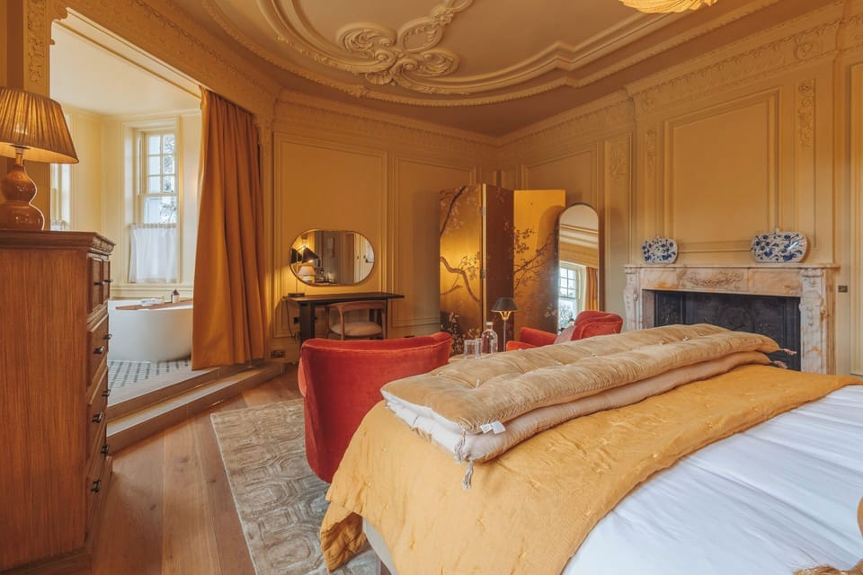 The Molyneaux Suite | In-room safe, desk, iron/ironing board, free WiFi