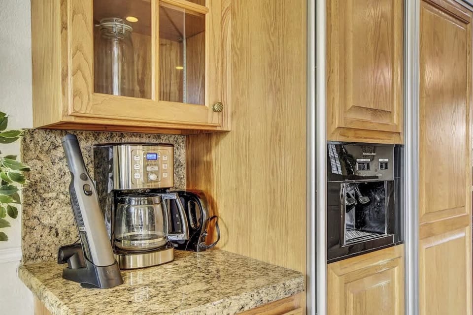 KITCHEN #1