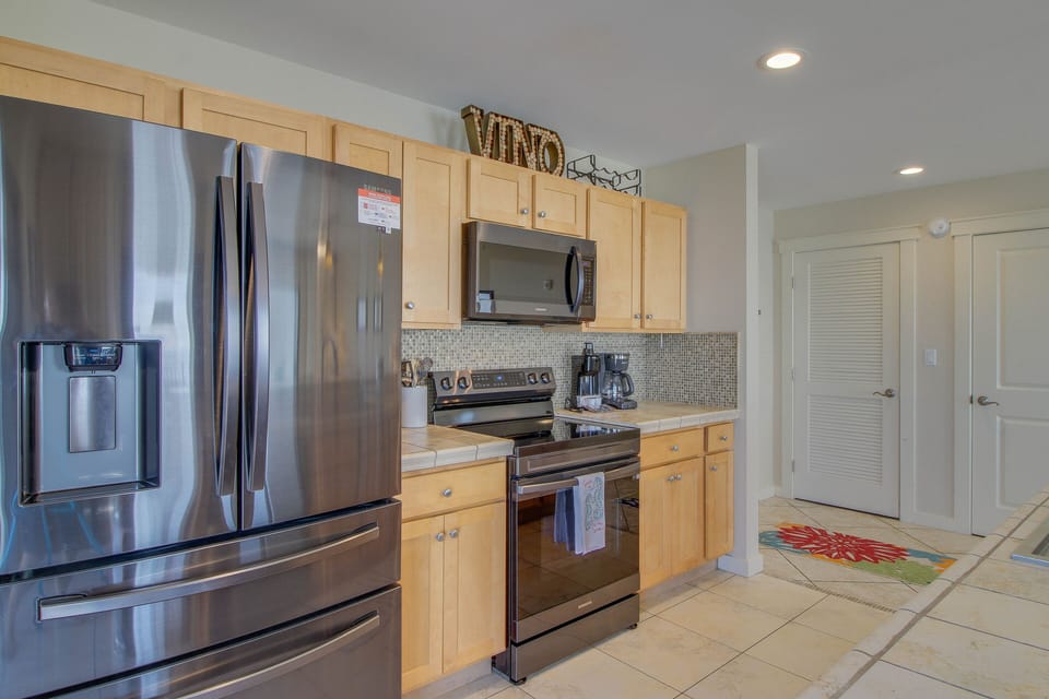 Brand new stainless steel kitchen appliances!