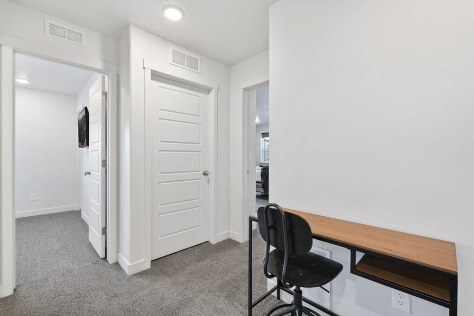 e04b2f3d-a142-4700-9f2e-5ff0da744c46