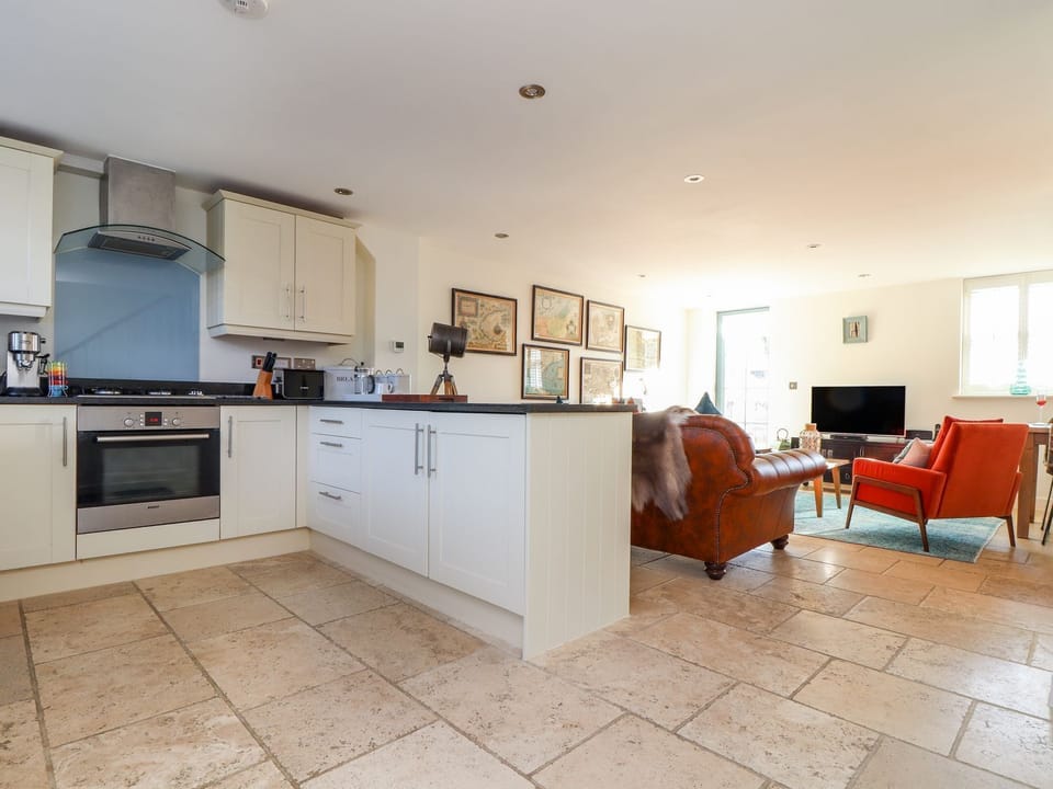 Fridge, dishwasher, electric kettle, toaster