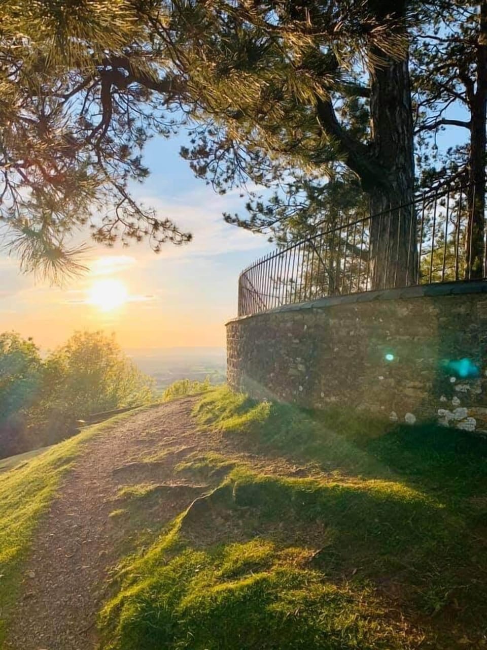 Spectacular views from Wotton Hill and Forest only 5 minutes away