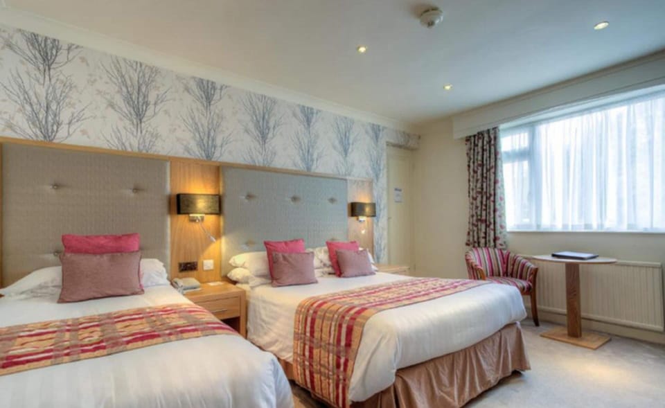 Desk, iron/ironing board, free WiFi, bed sheets