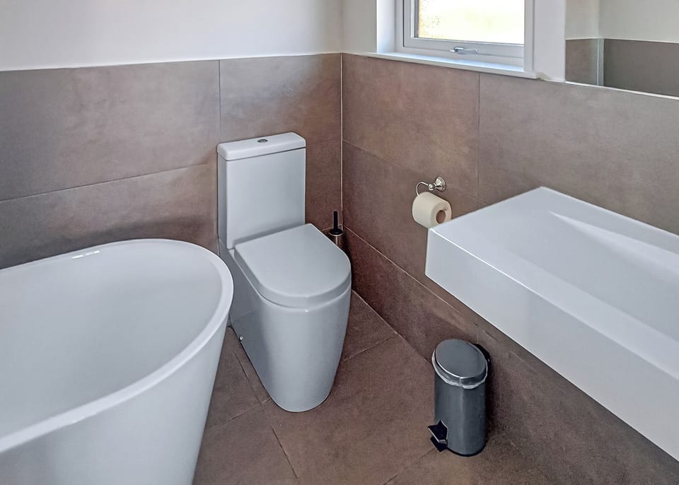 Bathroom, Toilet