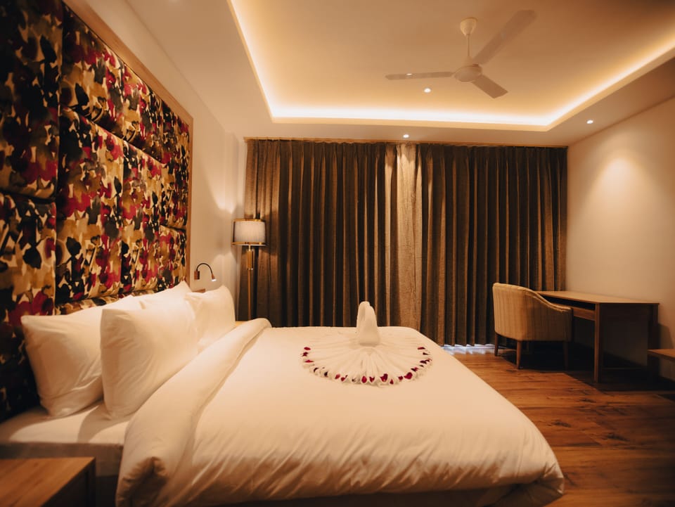 Family Room | In-room safe, iron/ironing board, free WiFi