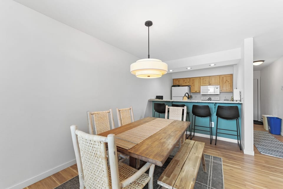 Enjoy more formal meals in the dining area, seating 6-8.