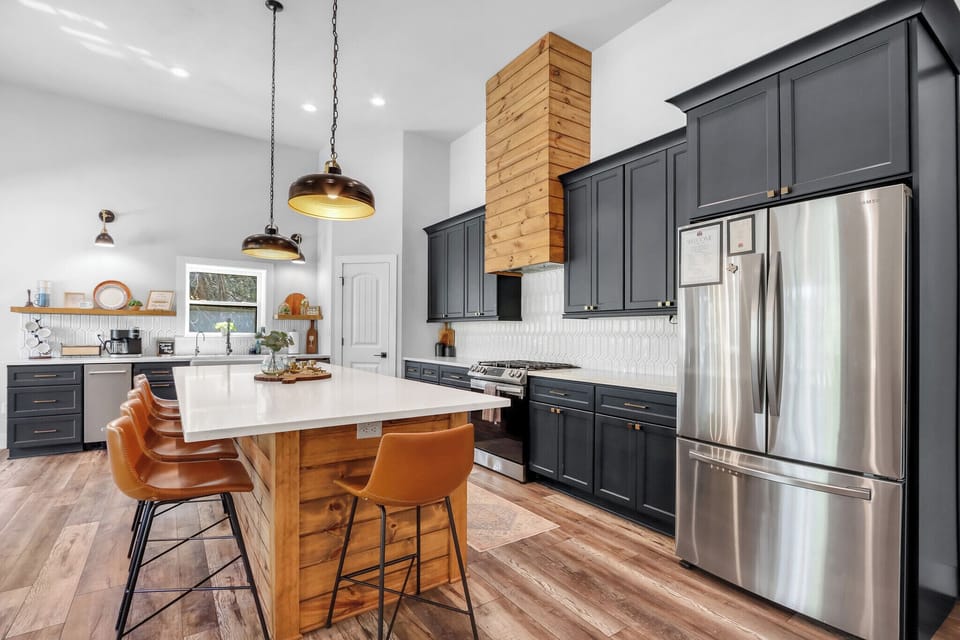 Gourmet kitchen