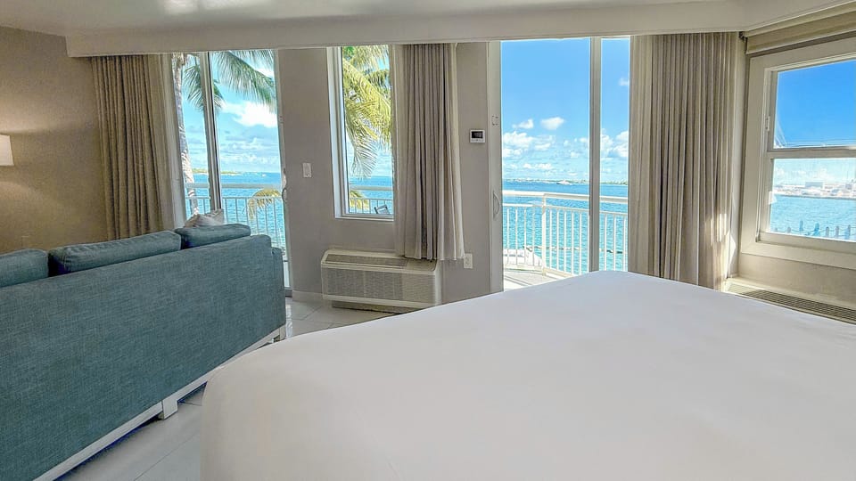 Premium Room, 1 King Bed, Ocean View | Premium bedding, in-room safe, individually decorated