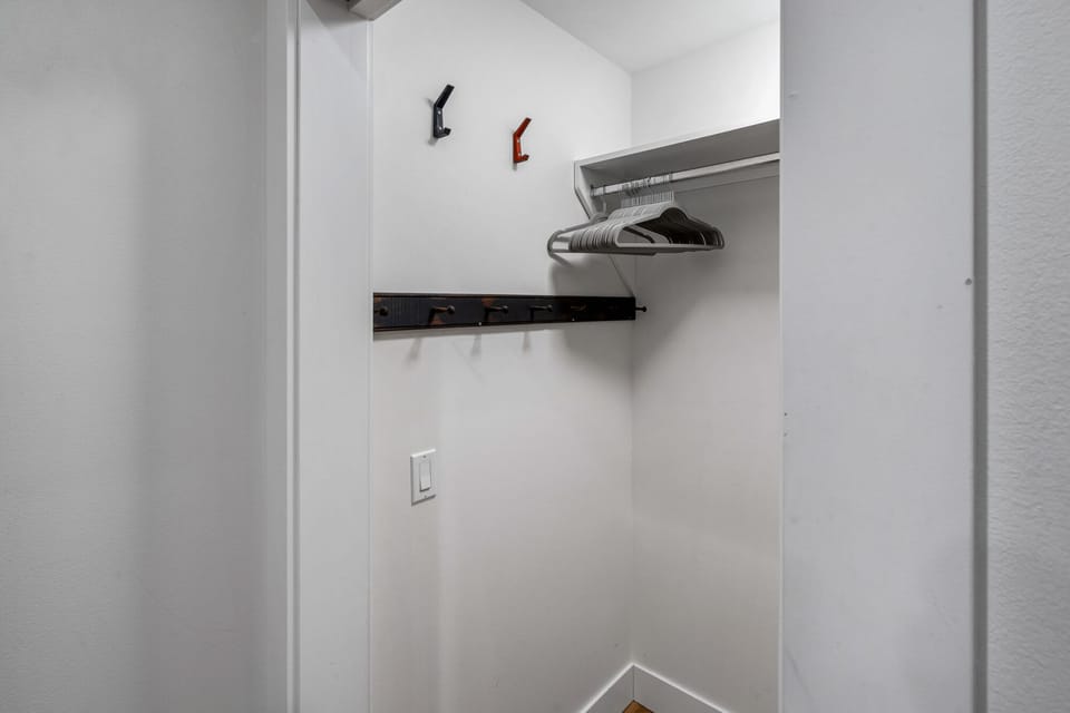 Bedroom walk in closet