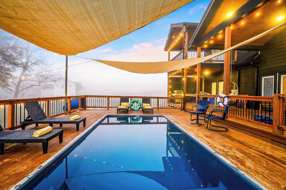 Pool can be heated to 85 degrees in the cooler season!