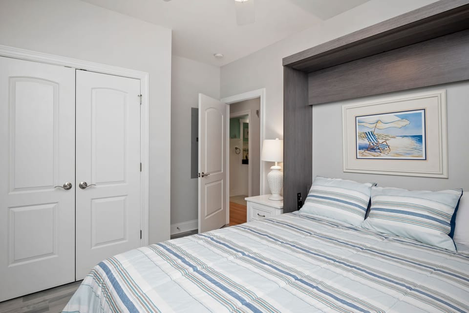 Bedroom #3 (Murphy Bed) - Southeast