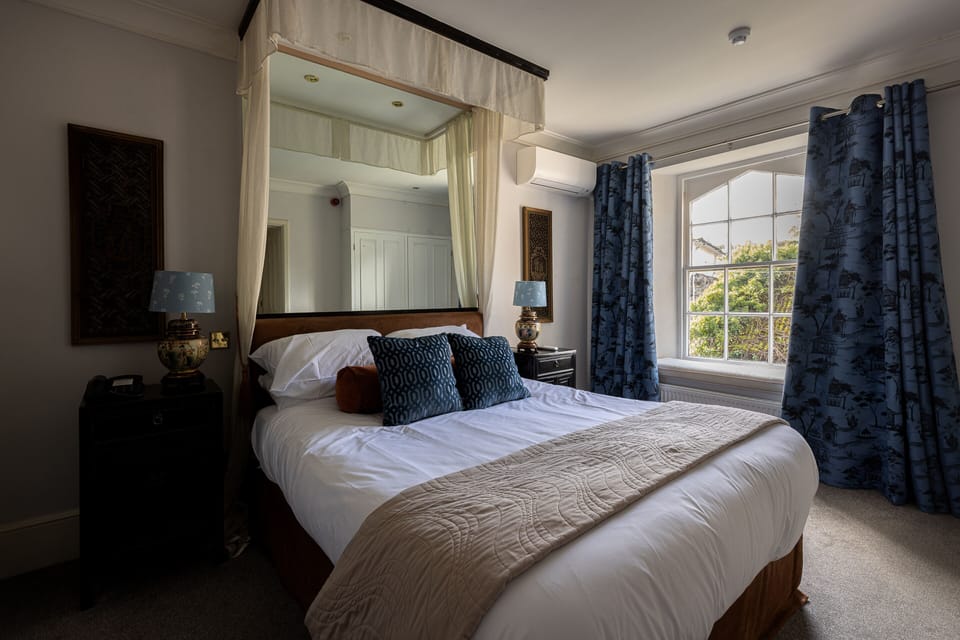 Deluxe Suite | Premium bedding, individually decorated, individually furnished, desk