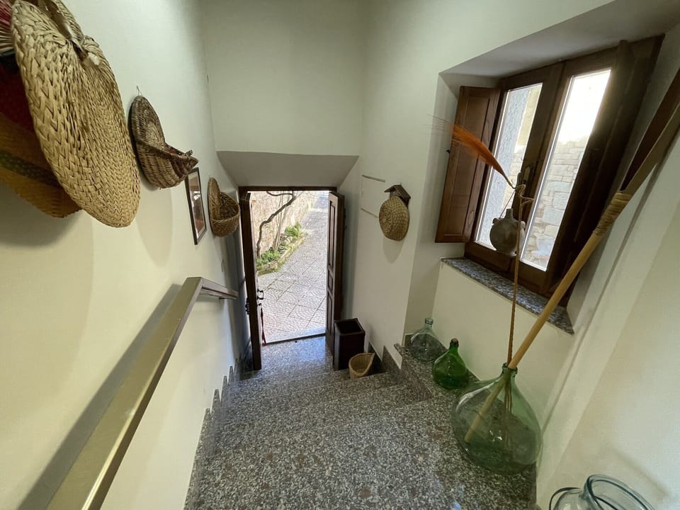 Entrance / Reception