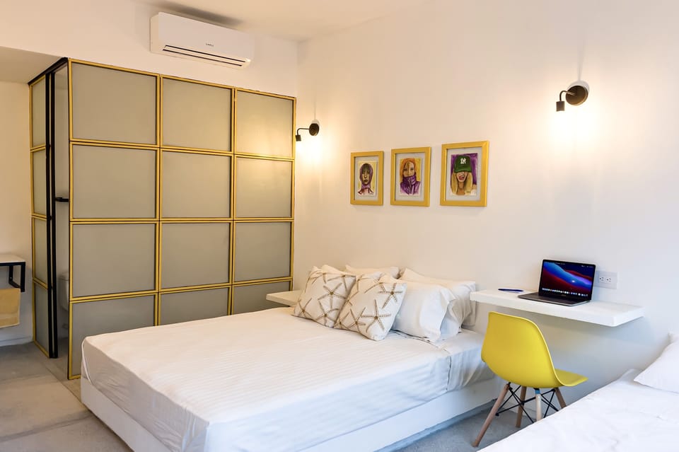 Comfort Triple Room | Desk, laptop workspace, iron/ironing board (on request), WiFi (free)