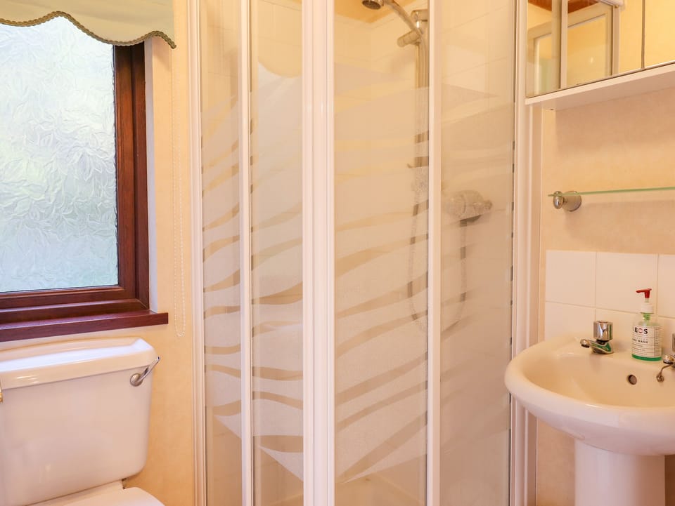 Dartmoor Retreat Lodge Cottage in Teignbridge
