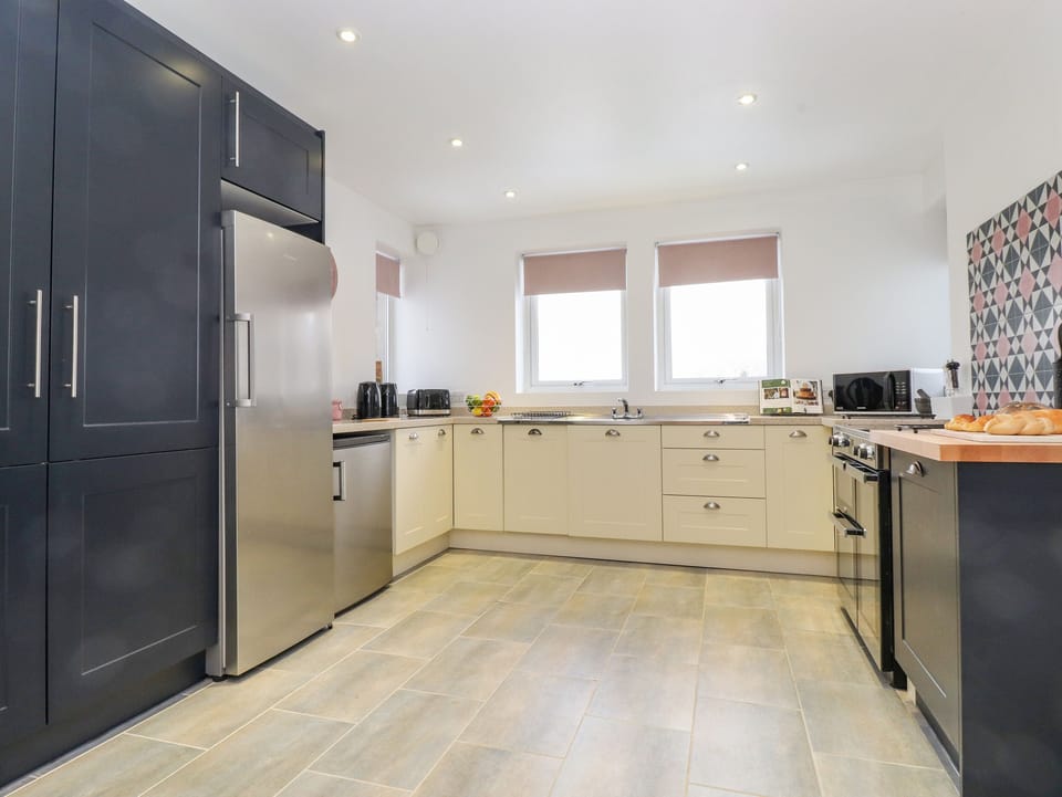 Fridge, dishwasher, electric kettle, toaster