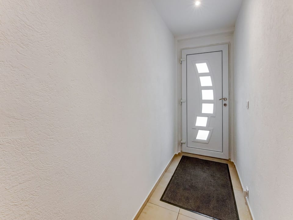 Entrance / Reception