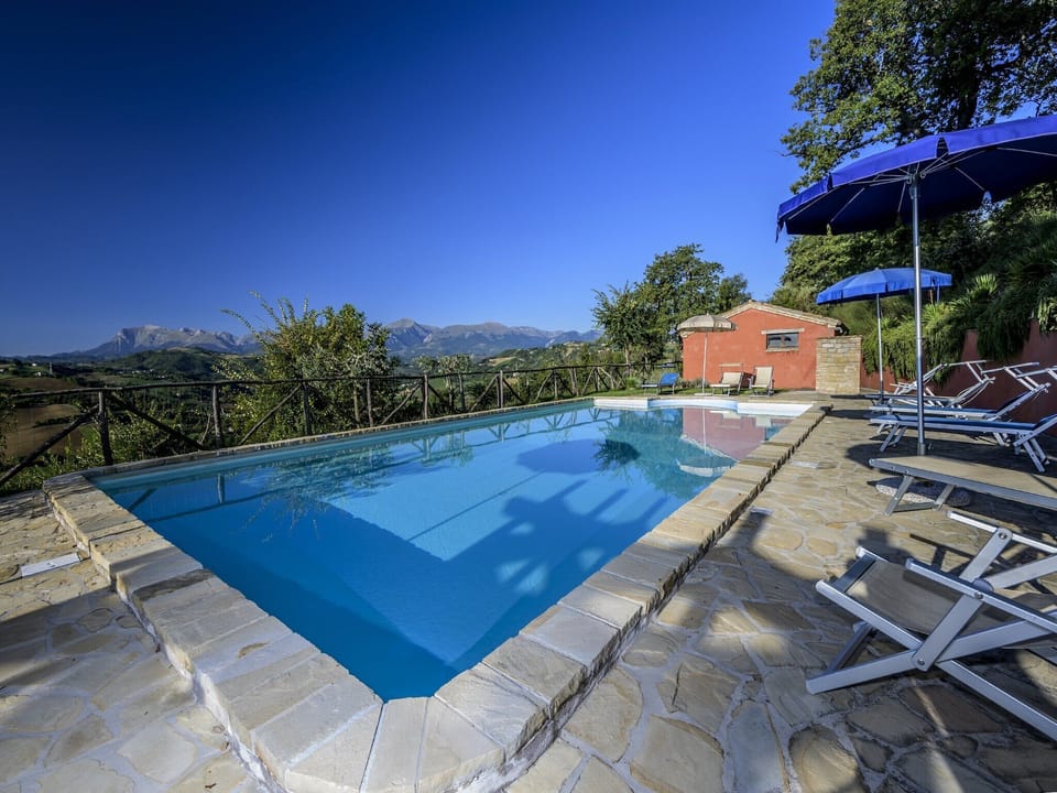 Holiday Home Swimming Pool