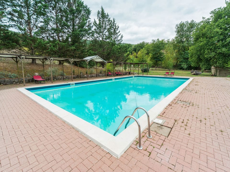Holiday Home Swimming Pool