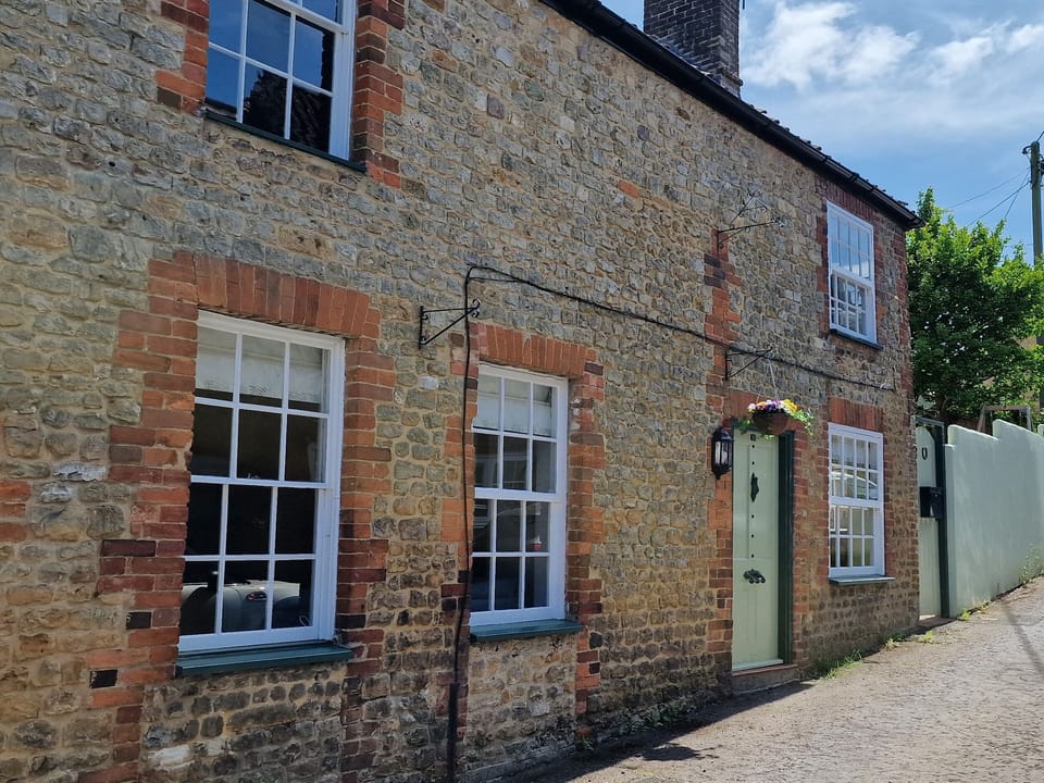 Cottage | Front of property