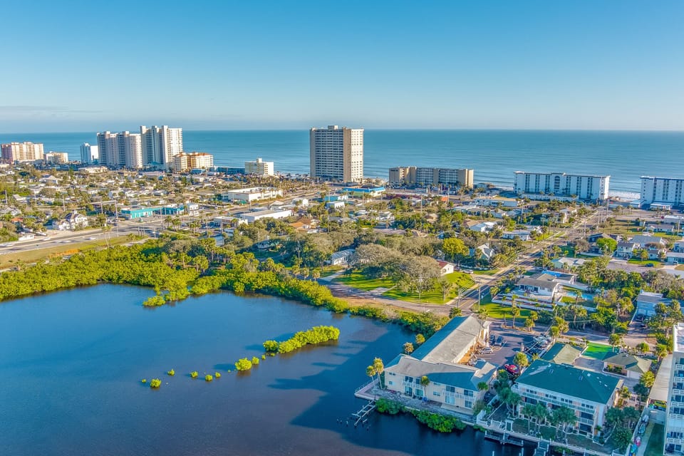 Only a 5 minute walk to the beach!