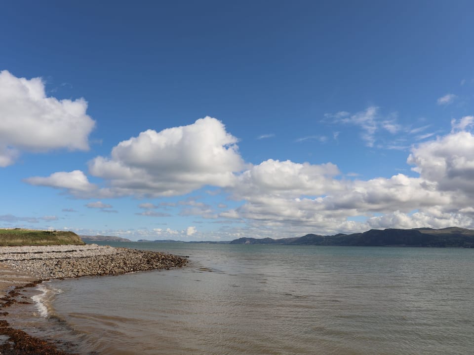 Ty Bach - Beaumaris Cottage in Wales