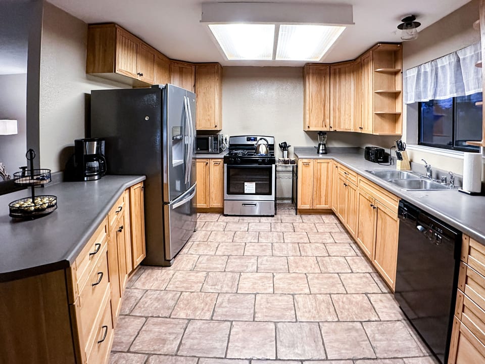 Fully equipped kitchen