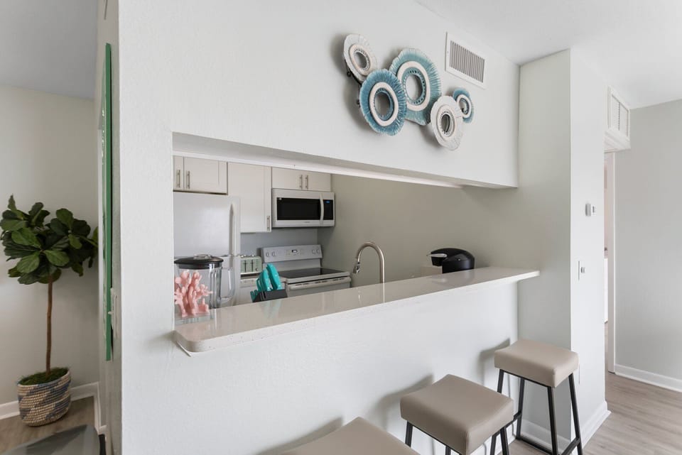 Madeira Beach Yacht Club 261G