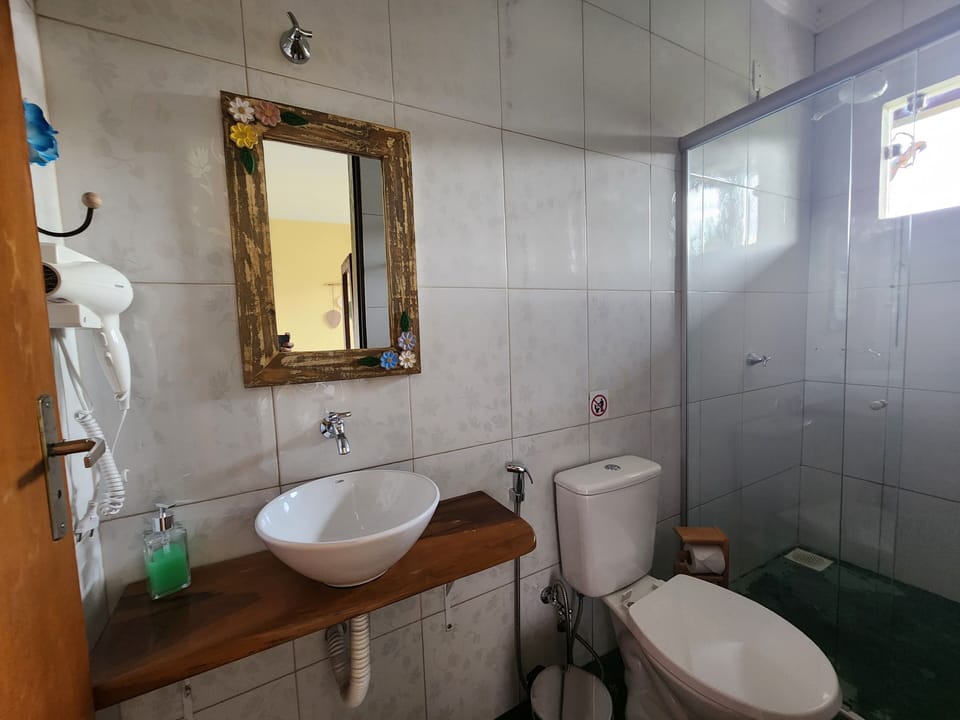 Basic Double Room | Bathroom | Shower, hair dryer, towels