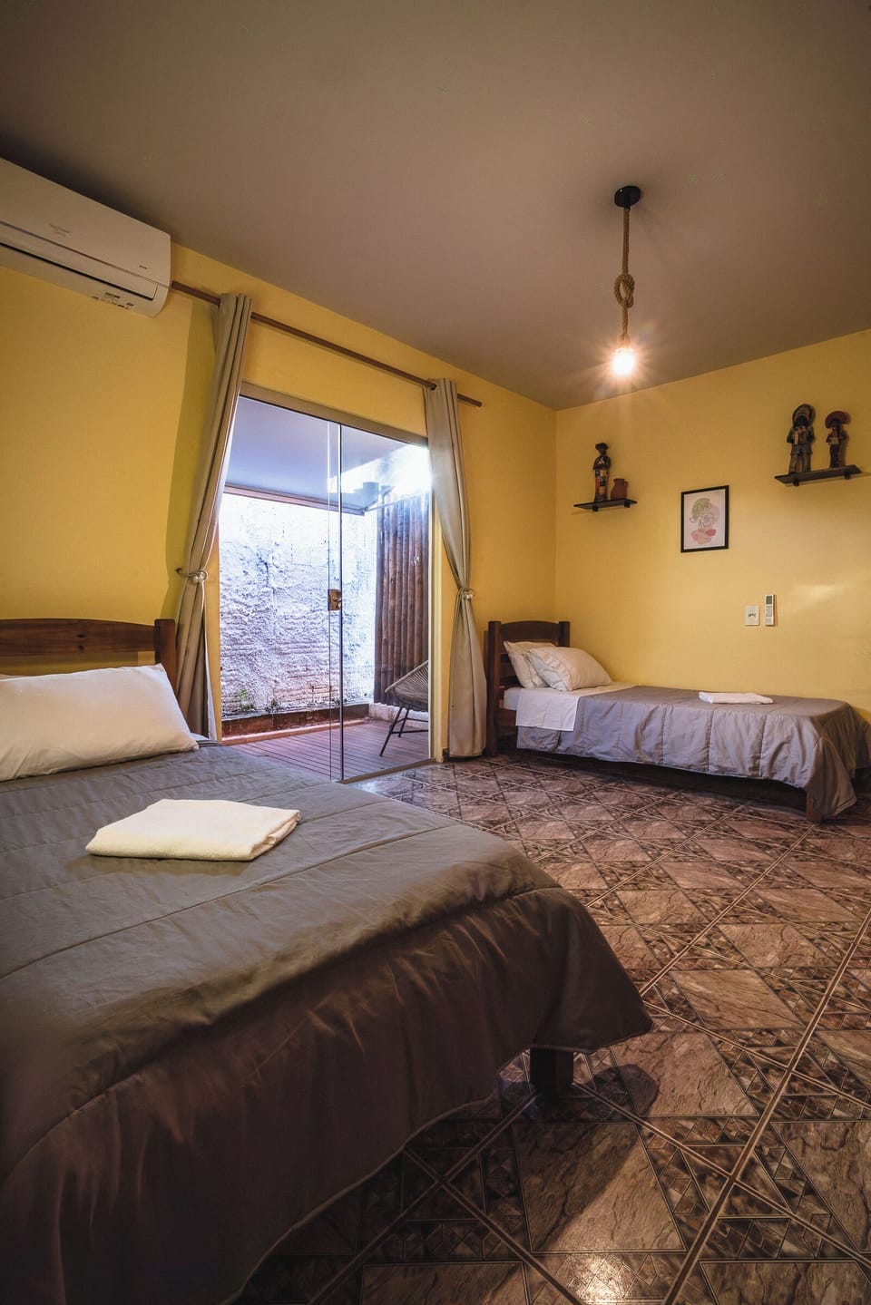 Basic Single Room | Free WiFi, bed sheets