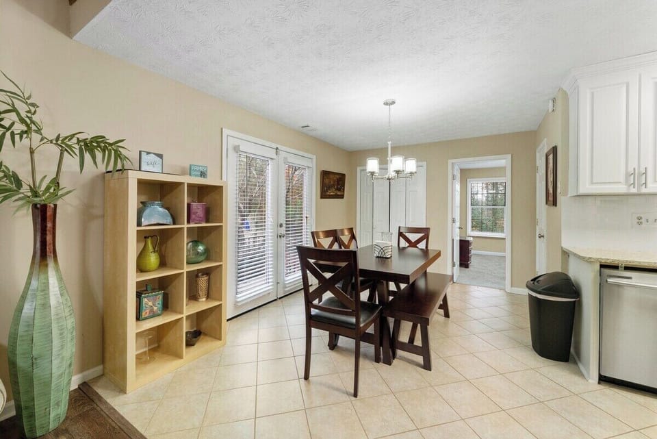 "Sara is an excellent host. Have been staying at her places for the last 10 months and recommend her places."
