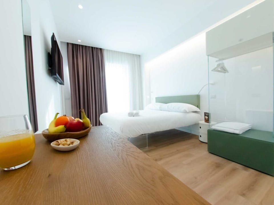 Superior Double Room | Minibar, desk, free WiFi