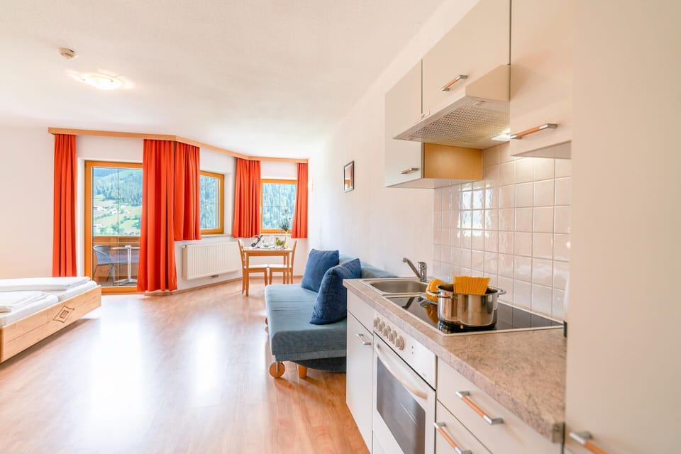 Apartment | Private kitchen | Electric kettle
