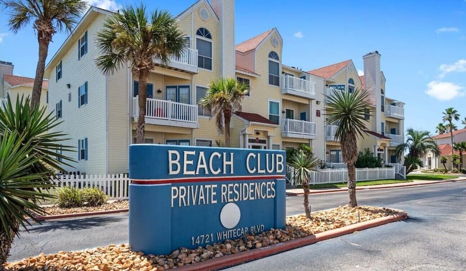 Entrance to the Beach Club