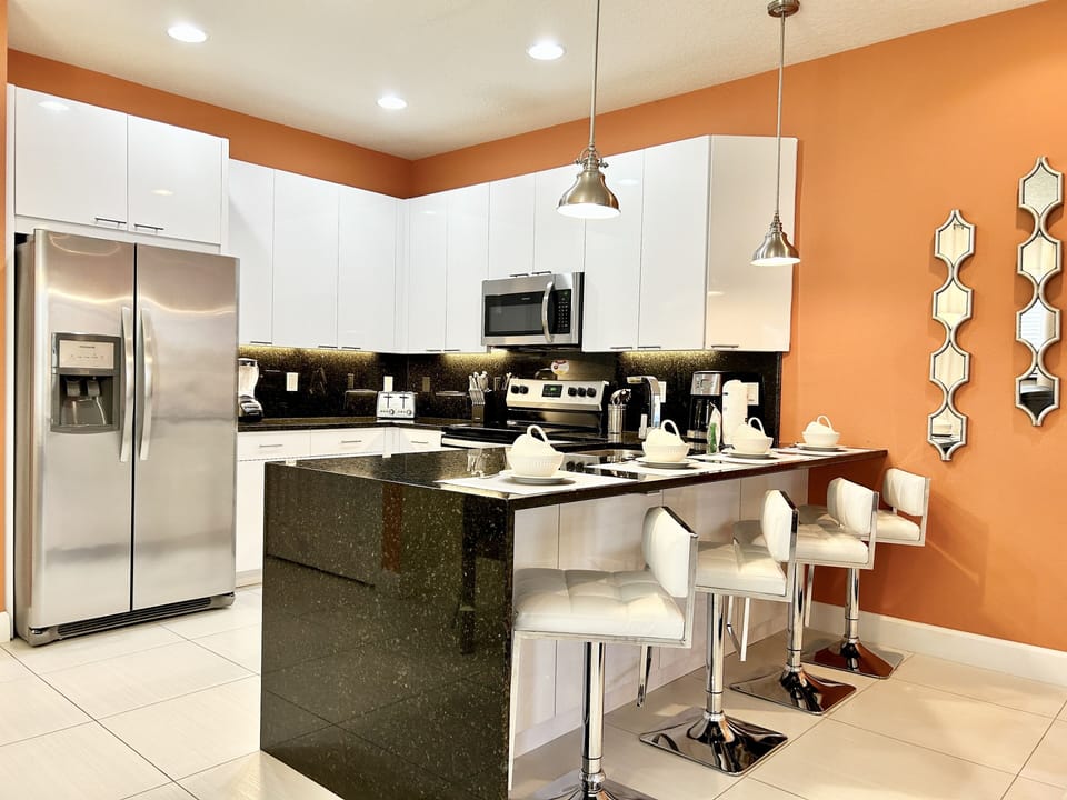 Fully-equipped kitchen with everything you need to create delicious meals.