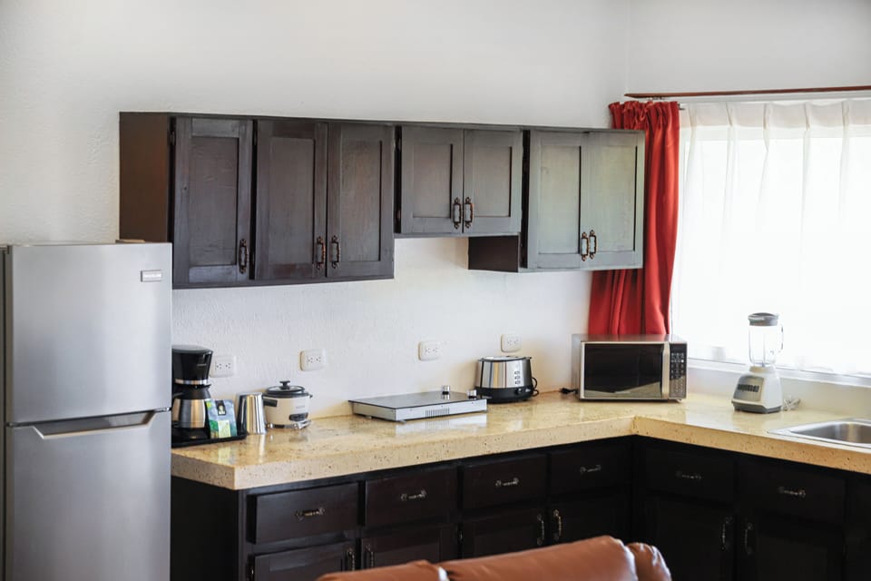 Deluxe Studio Suite | Premium bedding, in-room safe, individually decorated