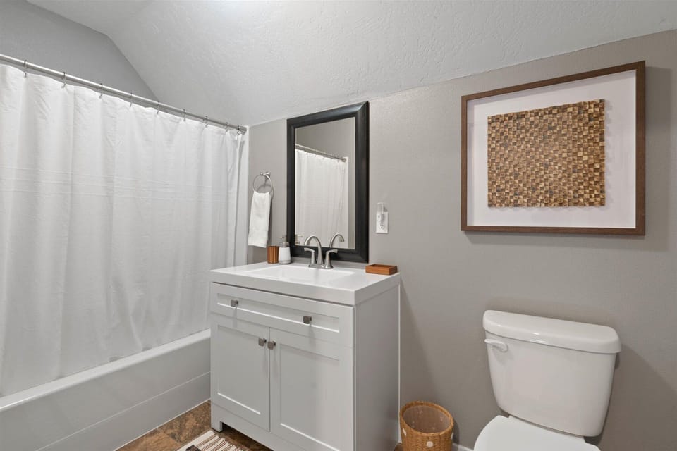 Upstairs bathroom