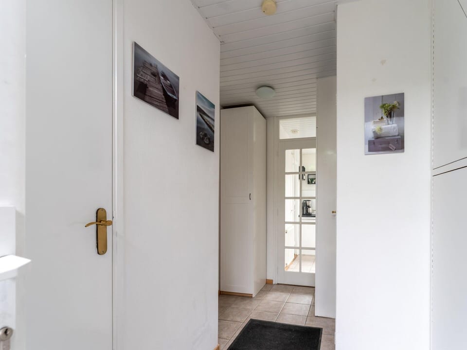 House | 4 bedrooms, individually furnished, bed sheets