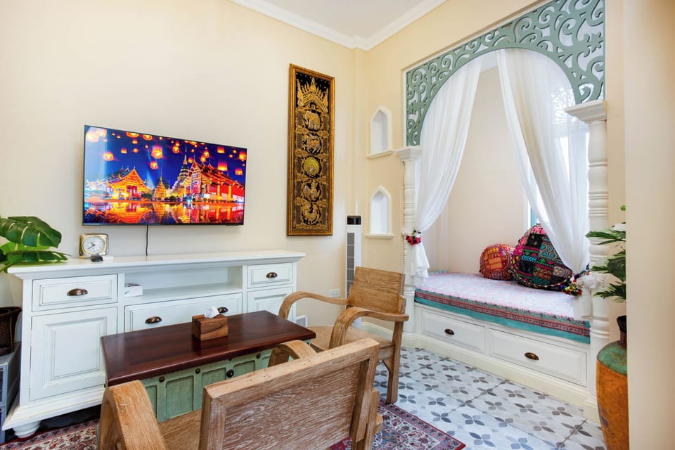 Grand Suite (with Air Purifier) | Premium bedding, down comforters, Select Comfort beds, free minibar