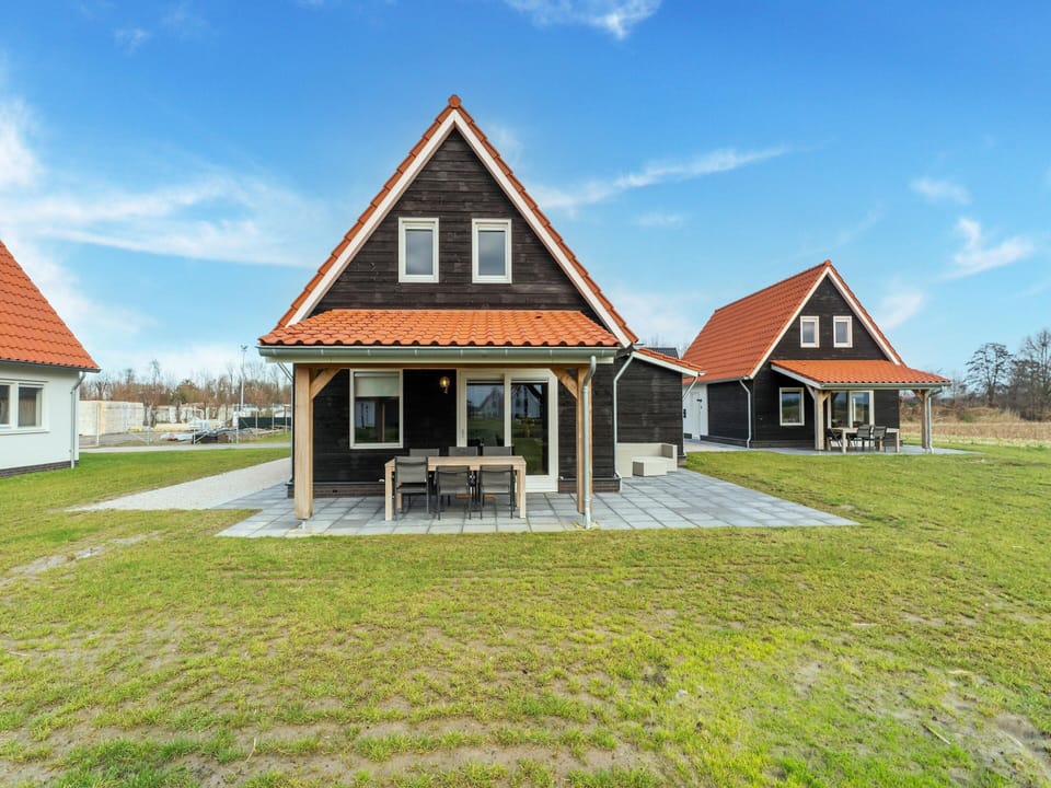 House | Exterior