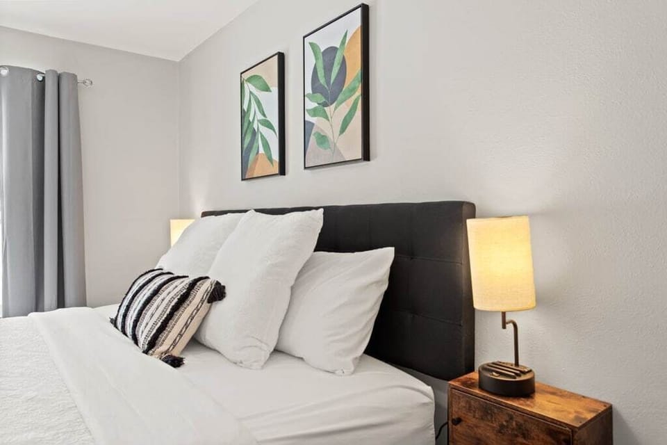 Modern sustainability! Dagmar’s Cottage is part of the Eco-Friendly BnBs family. This home is Green Clean without any toxic chemicals and zero synthetic fragrance.  