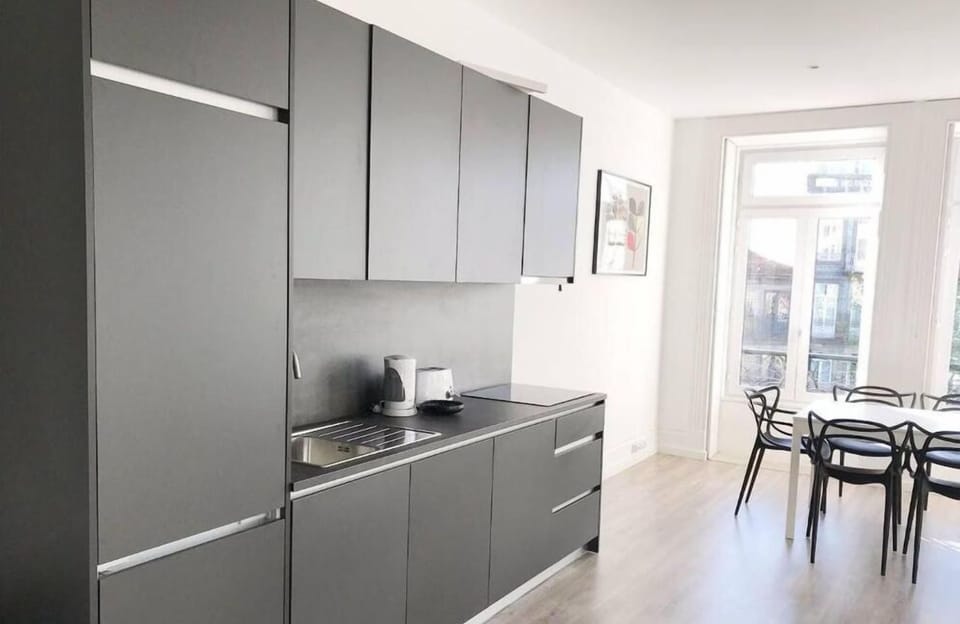 Apartment | Private kitchen | Fridge, microwave, oven, stovetop