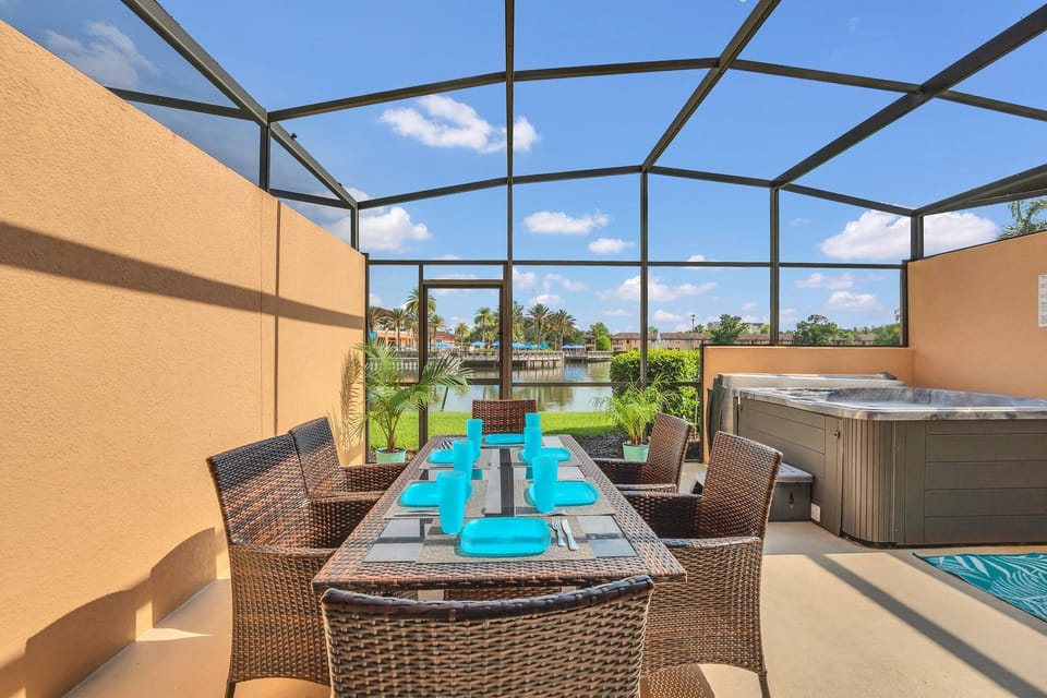 Private lanai overlooking the water