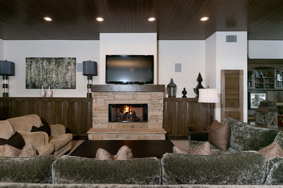 Suite, 3 Bedrooms | Interior