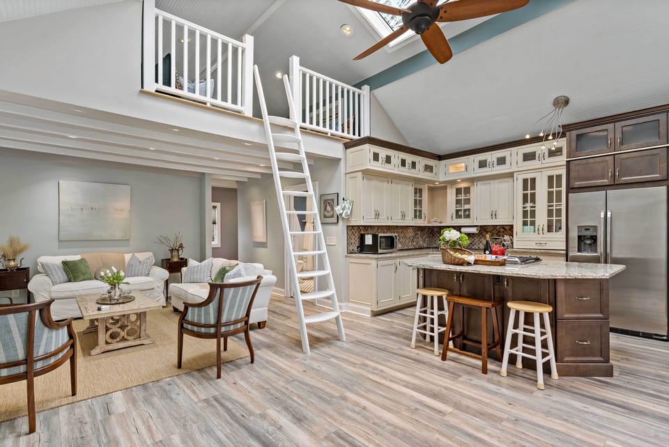 Kitchen & Living Room