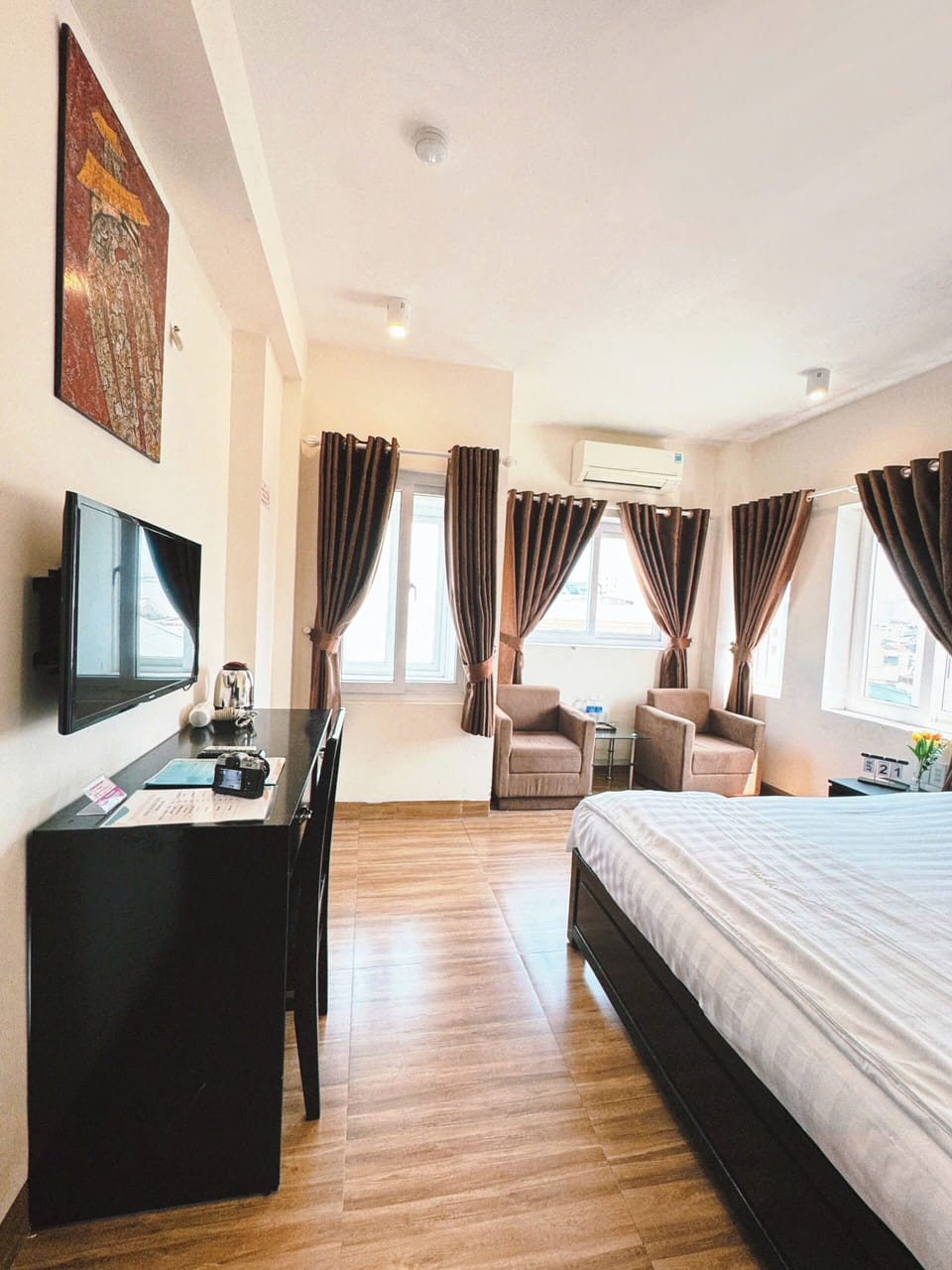 Superior Double Room | Minibar, in-room safe, desk, soundproofing
