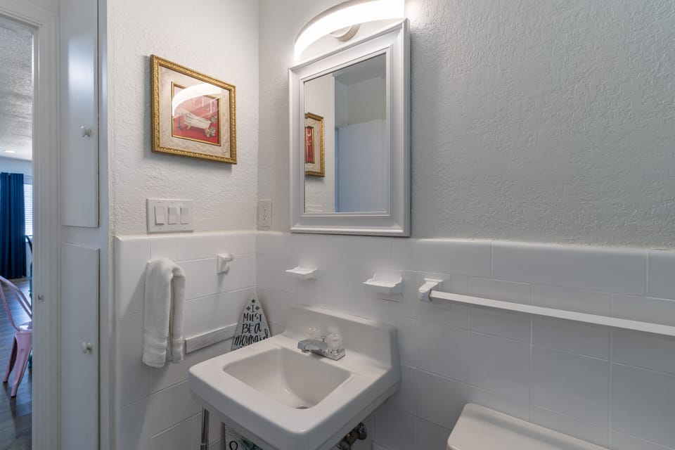 Main Bathroom