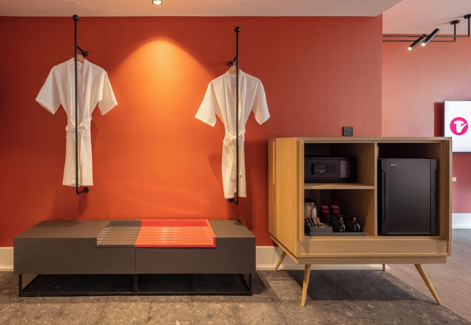 Premium Deluxe | In-room safe, desk, free WiFi, bed sheets