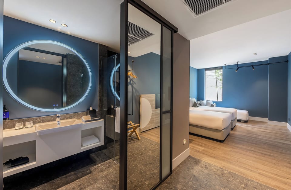 Superior Triple Room | Bathroom | Shower, hair dryer, towels, soap