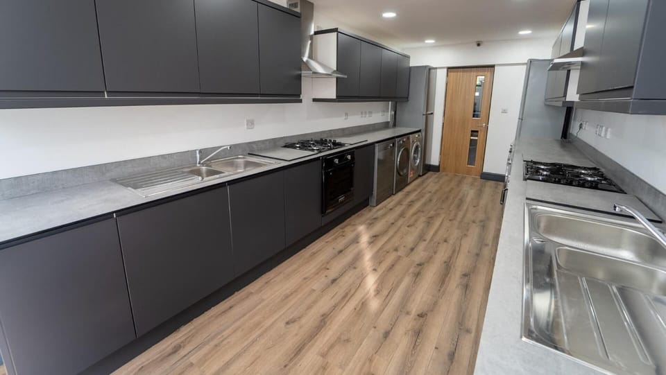Studio | Private kitchen | Fridge, microwave, oven, stovetop